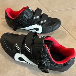 Peloton cycling shoes size 40